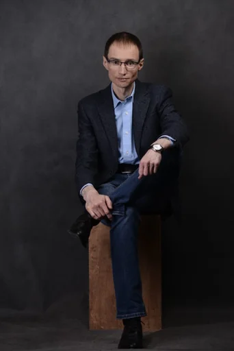 Дмитрий Макеев