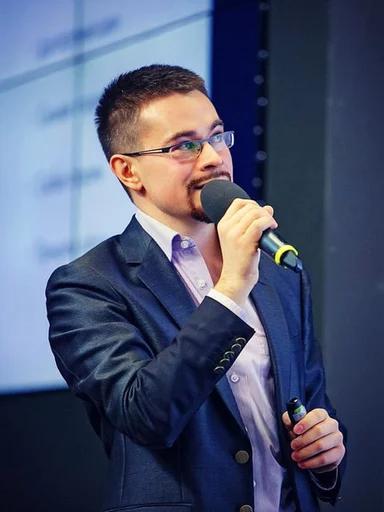 Дмитрий Богданов