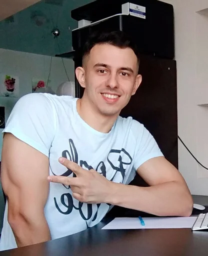 Алексей Захаренко